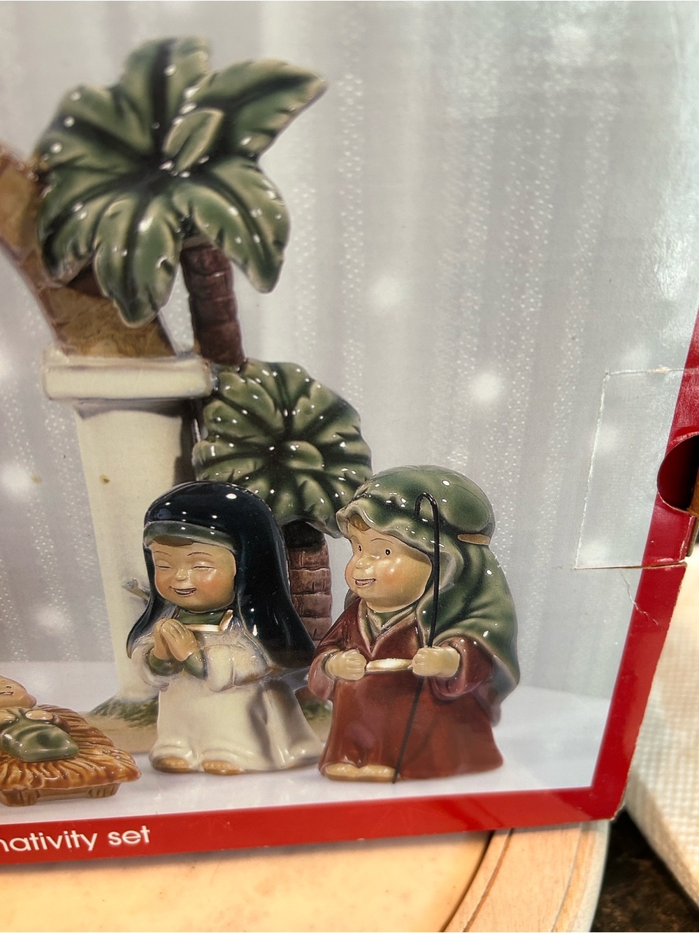 Home Collection Nativity Figurine Set - Green, Brown, Cream - Picture 5 of 6